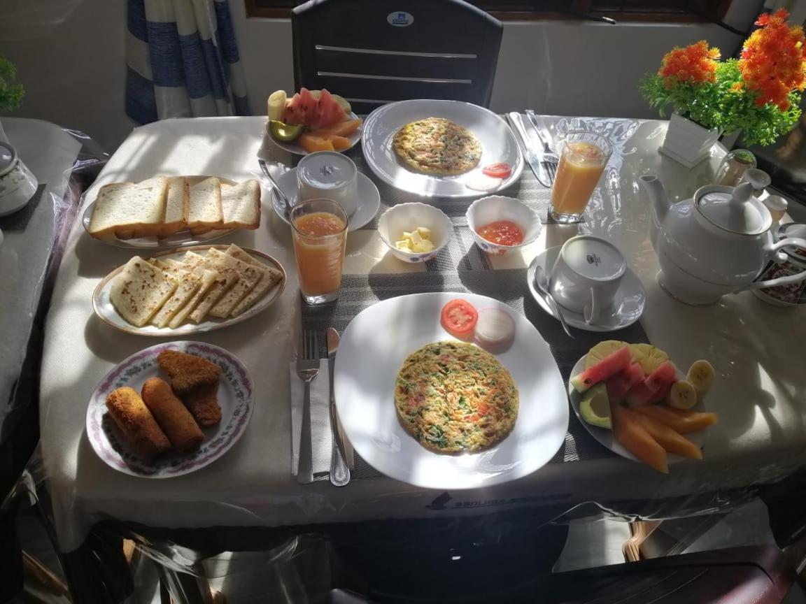 Lavendra Guset House Otel Nallathanniya Dış mekan fotoğraf