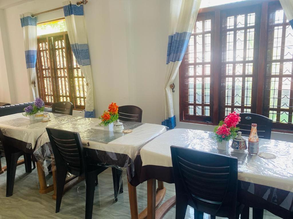 Lavendra Guset House Otel Nallathanniya Dış mekan fotoğraf