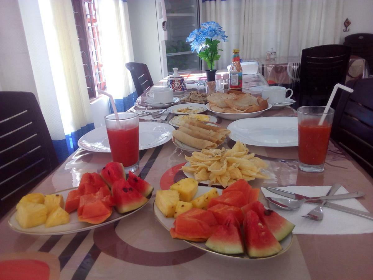 Lavendra Guset House Otel Nallathanniya Dış mekan fotoğraf
